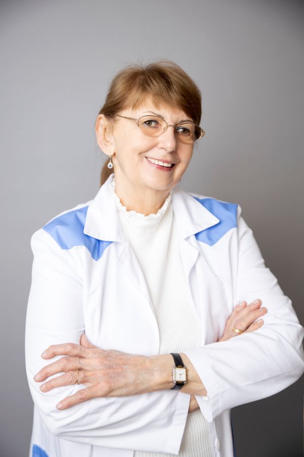 Dr. Porochnavecz Marietta 