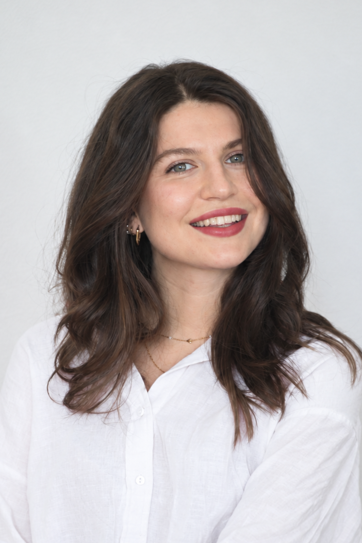  Hoffer Katalin 
